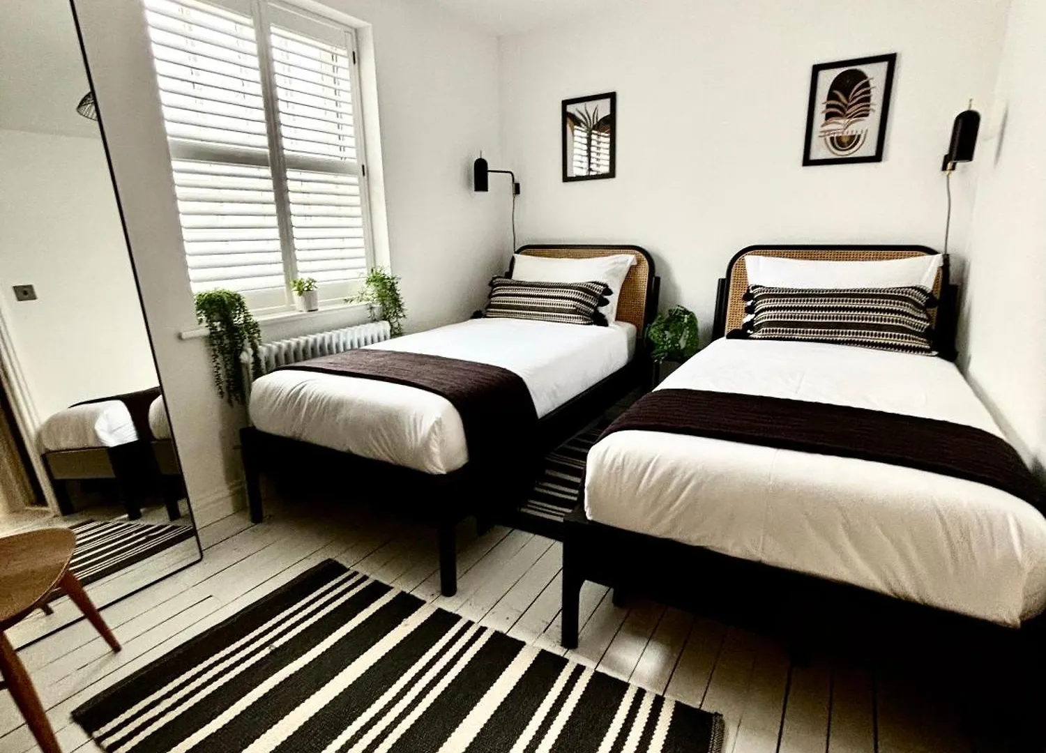 Holiday home Stunning 3 Bedroom & 2 Bathroom Cottage With Patio Brighton United Kingdom
